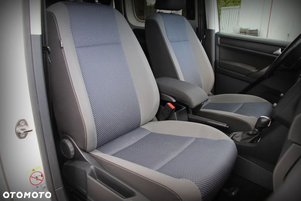 Volkswagen Caddy 2.0 TDI Comfortline DSG - 18