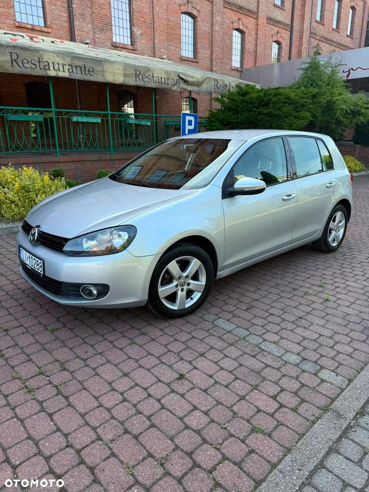 Volkswagen Golf - 2