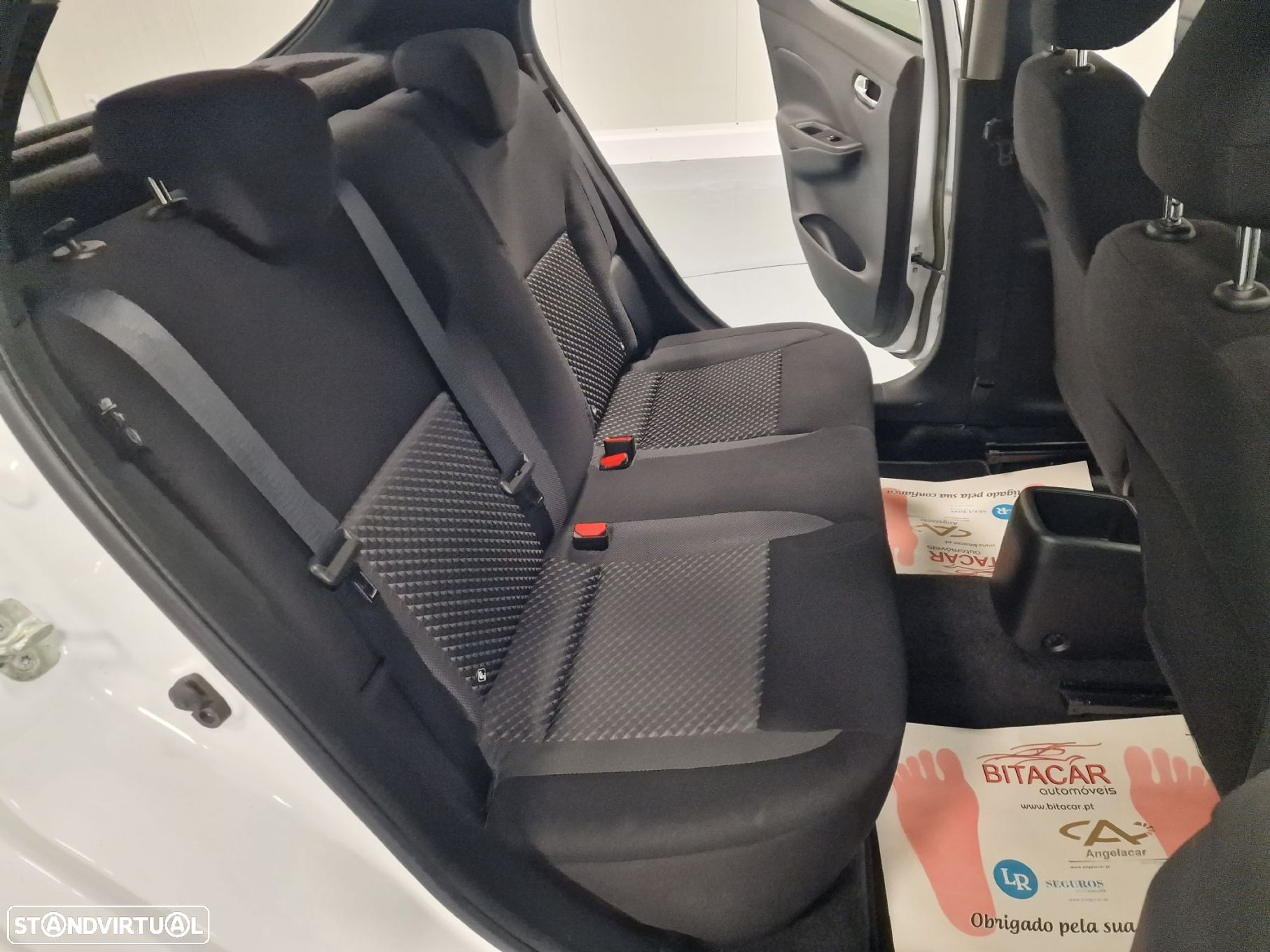 Nissan Micra - 40