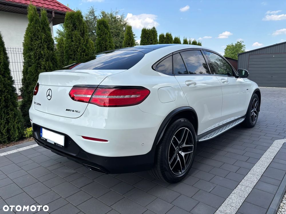 Mercedes-Benz GLC - 1
