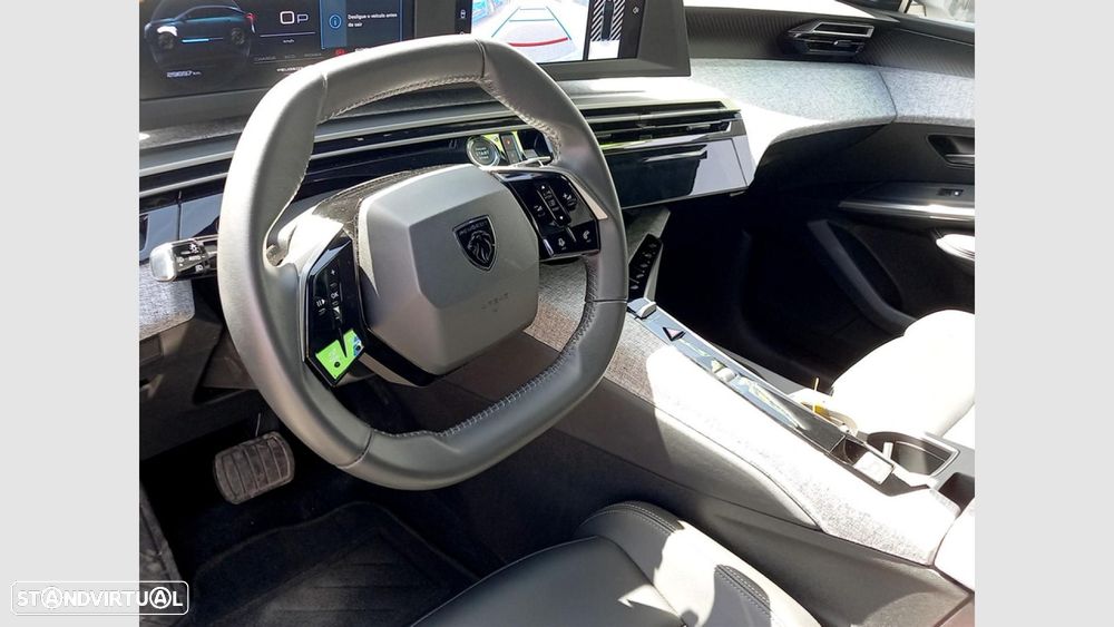 Peugeot 3008 1.2 Hybrid Allure e-DCS6 - 14