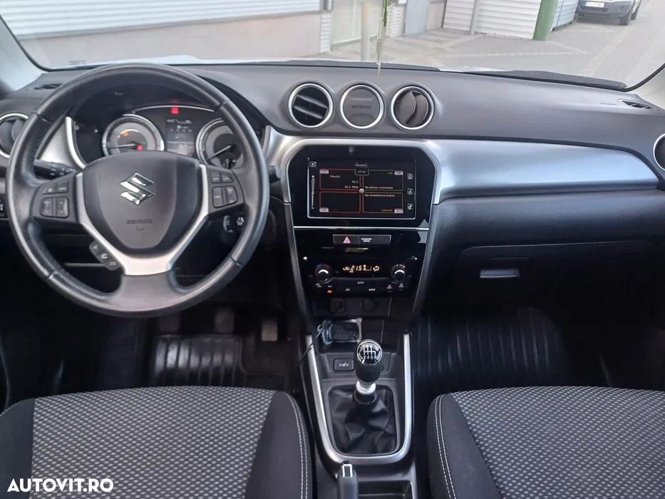 Suzuki Vitara 1.4 Passion - 8