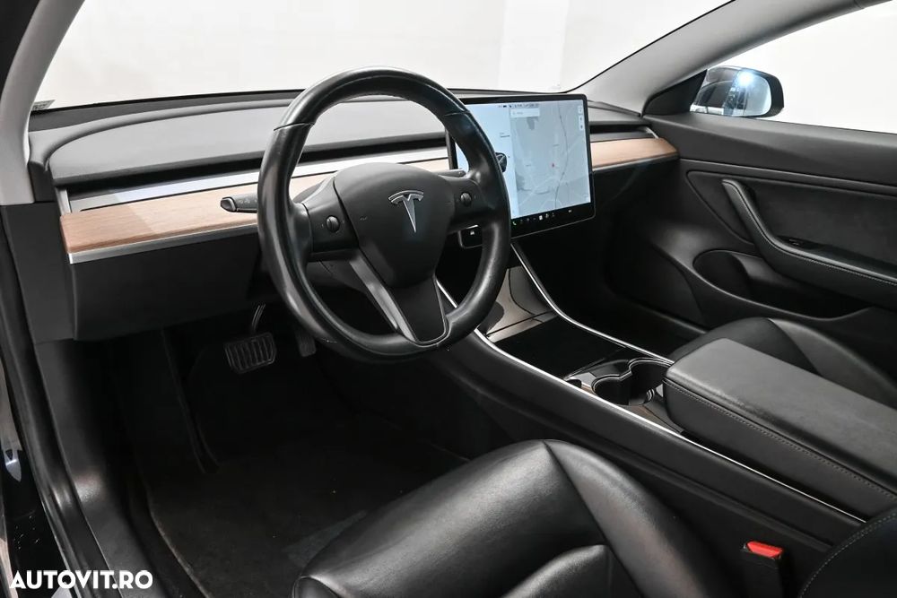 Tesla Model 3 Langstreckenbatterie Allradantrieb Dual Motor - 4