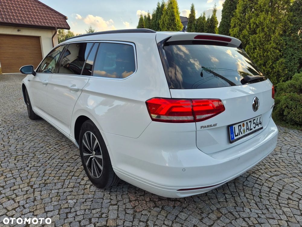 Volkswagen Passat - 6