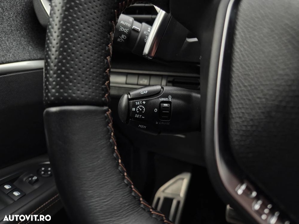 Peugeot 3008 1.6 THP EAT6 GT-Line - 19