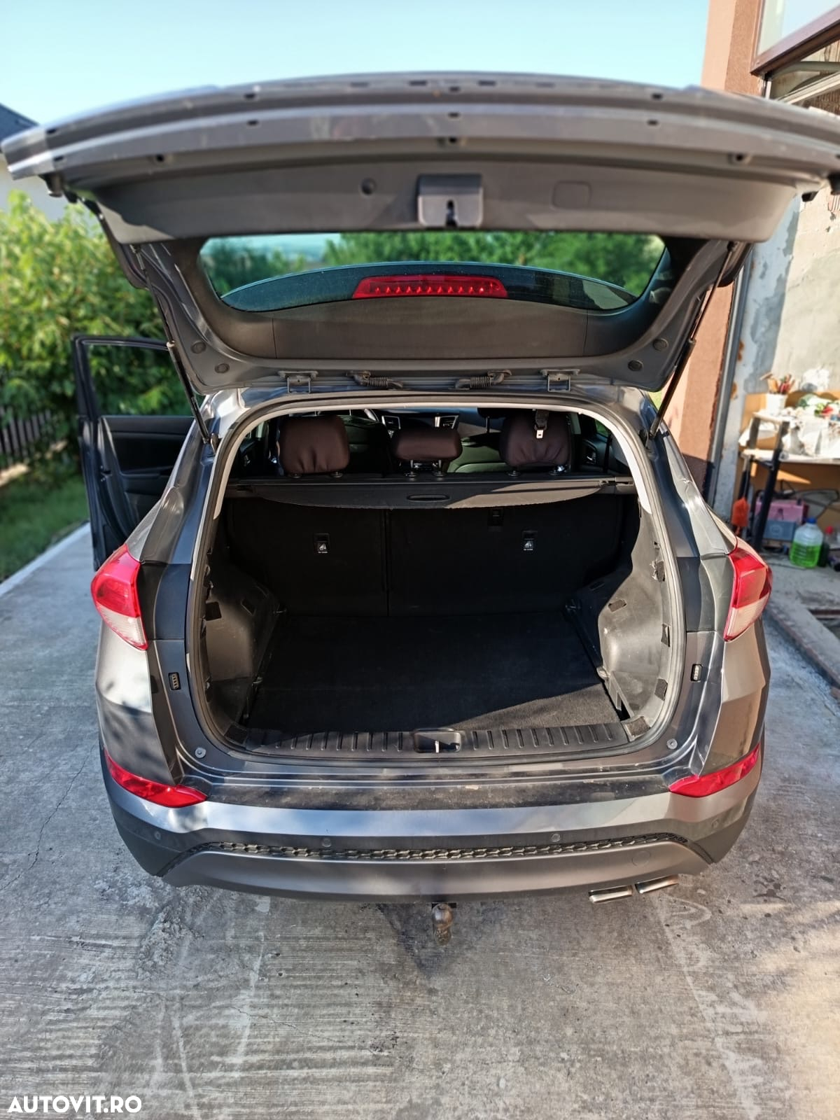 Hyundai Tucson 2.0 CRDI 4WD Automatik Style - 6