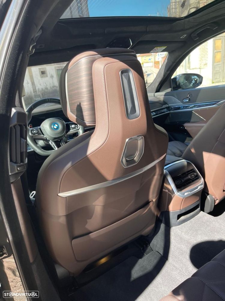 BMW 760 M760e xDrive - 46