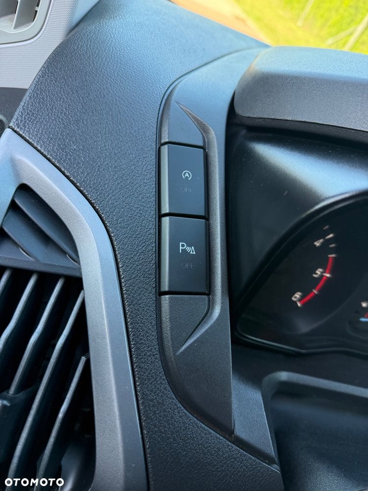 Ford Transit custom - 18