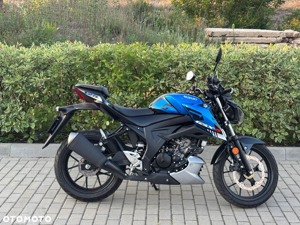 Suzuki GSX - 4
