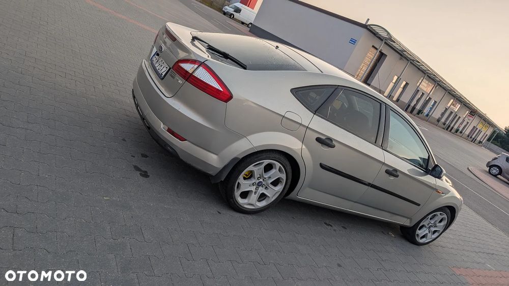 Ford Mondeo 1.8 TDCi Gold X - 4