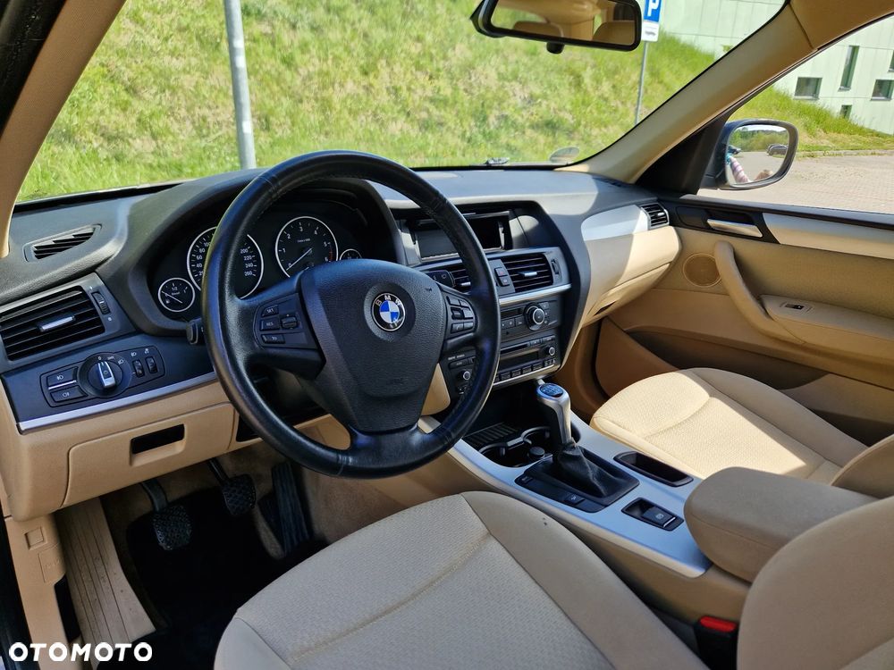 BMW X3 xDrive20d - 13