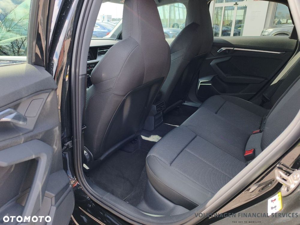 Audi A3 Limousine 35 TFSI mHEV S Line S tronic - 11
