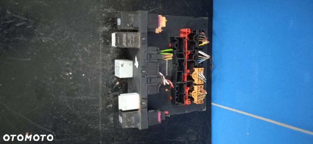 Moduł Bordnetz Audi  A3 8P 8P0907279K - 2