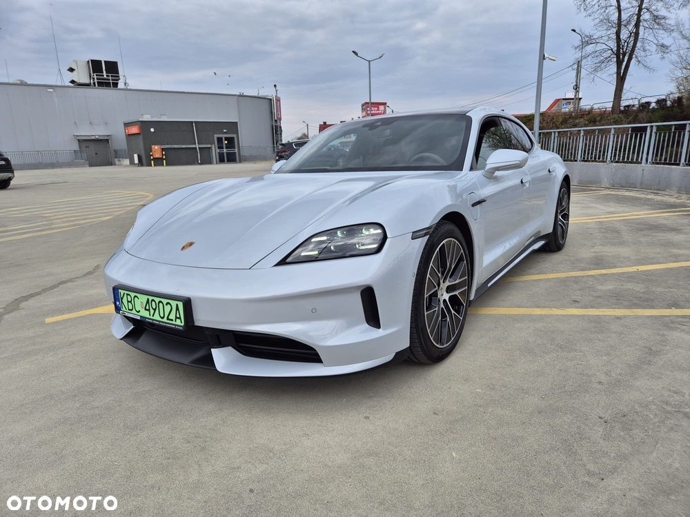Porsche Taycan Sport Performancebatterie Plus - 8