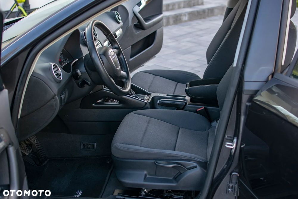 Audi A3 Sportback - 5