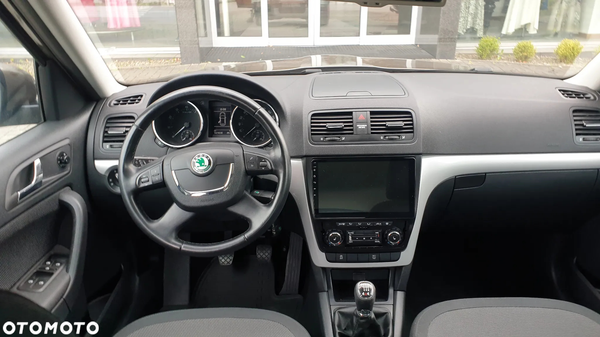 Skoda Yeti 1.8 TSI 4x4 Ambition PLUS EDITION - 18