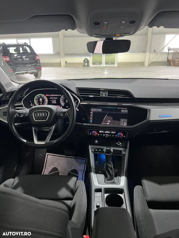 Audi Q3 45 TFSIe S tronic - 7