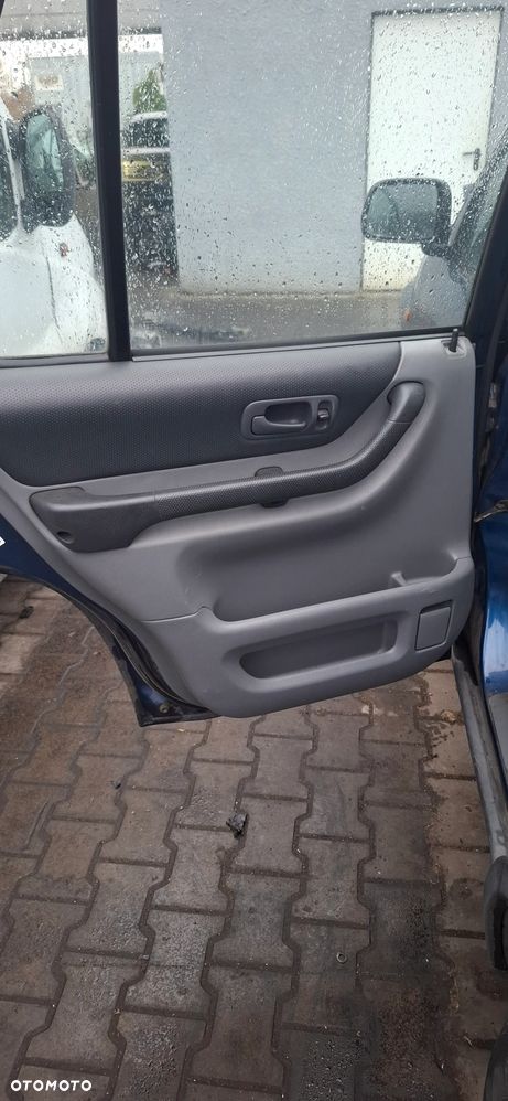 Honda CR-V 4X4  B/G na części - 7