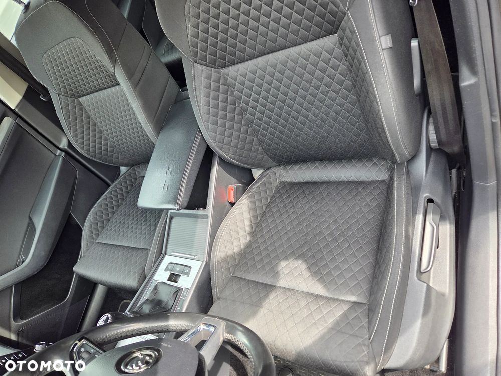 Skoda Superb 2.0 TDI Ambition - 6