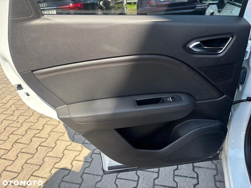 Renault Captur - 17