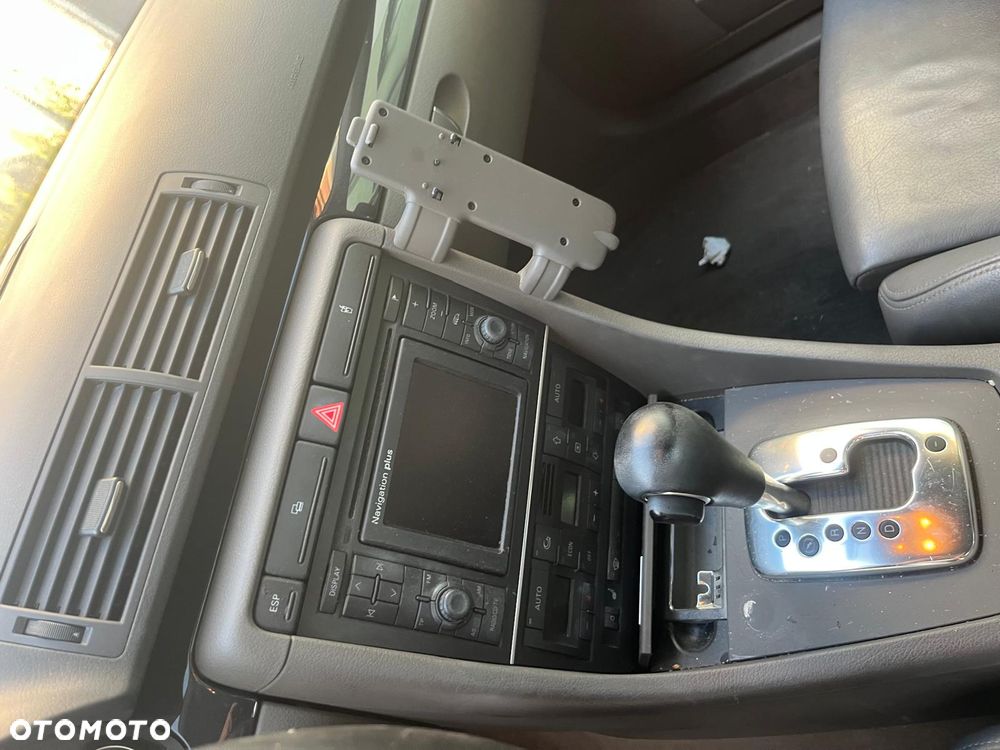 Audi A4 Limousine 2.4 Multitronic - 12