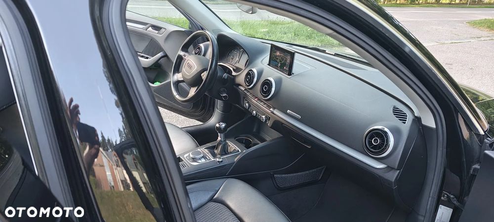 Audi A3 2.0 TDI Ambiente - 11
