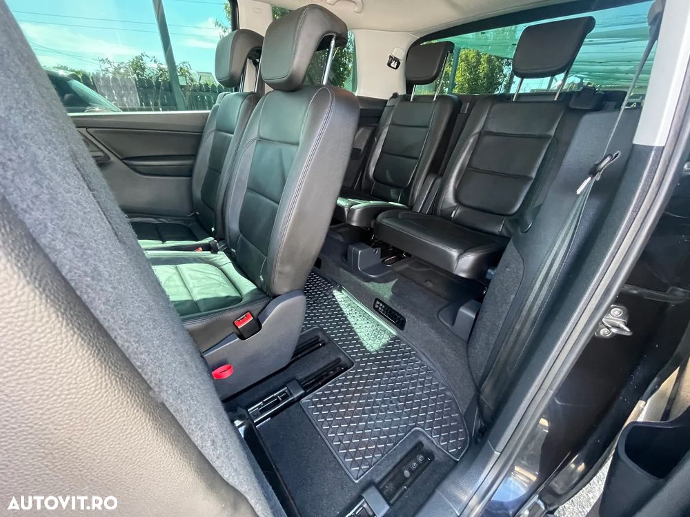 Volkswagen Sharan 2.0 TDI DSG (BlueMotion Technology) Comfortline - 12