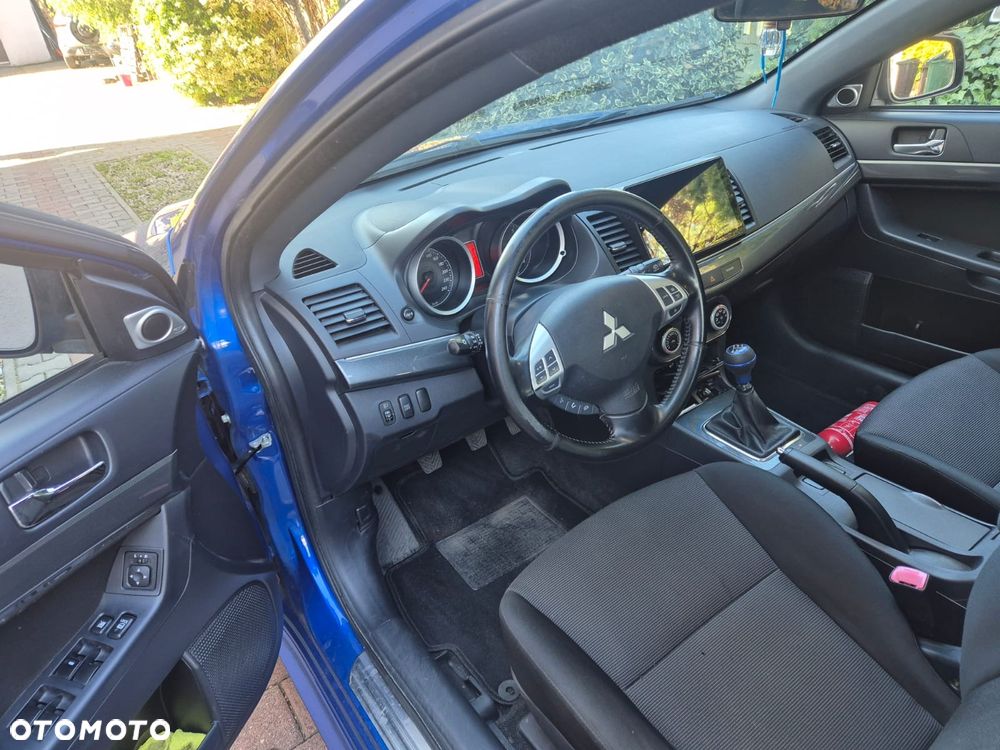 Mitsubishi Lancer 1.8 Intense - 11