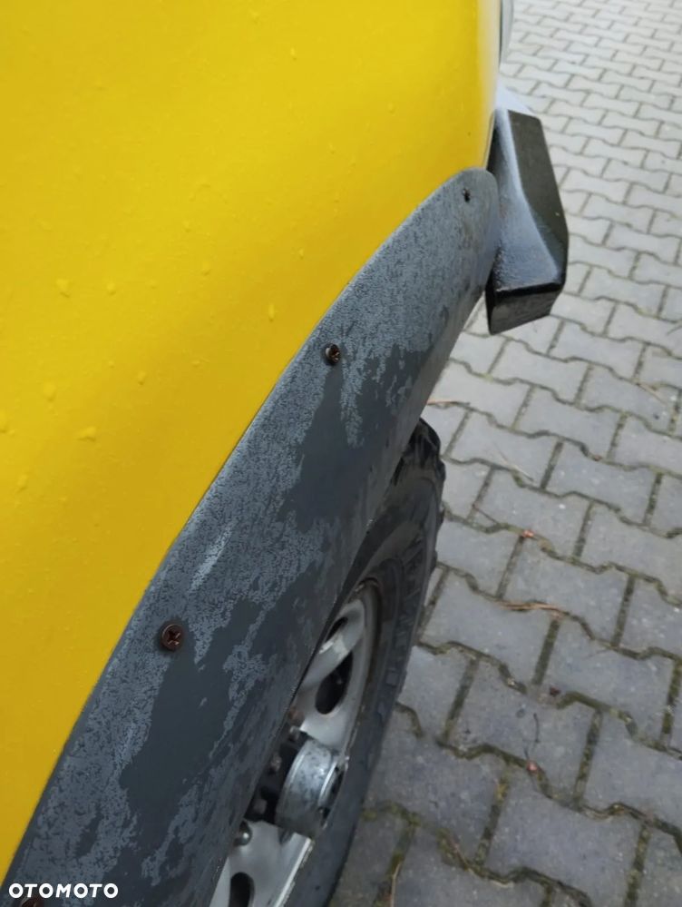 Nissan Terrano II 2.7 TDi Luxury - 12