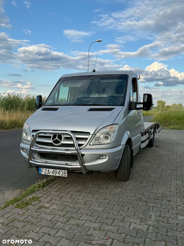 Mercedes-Benz Sprinter - 1