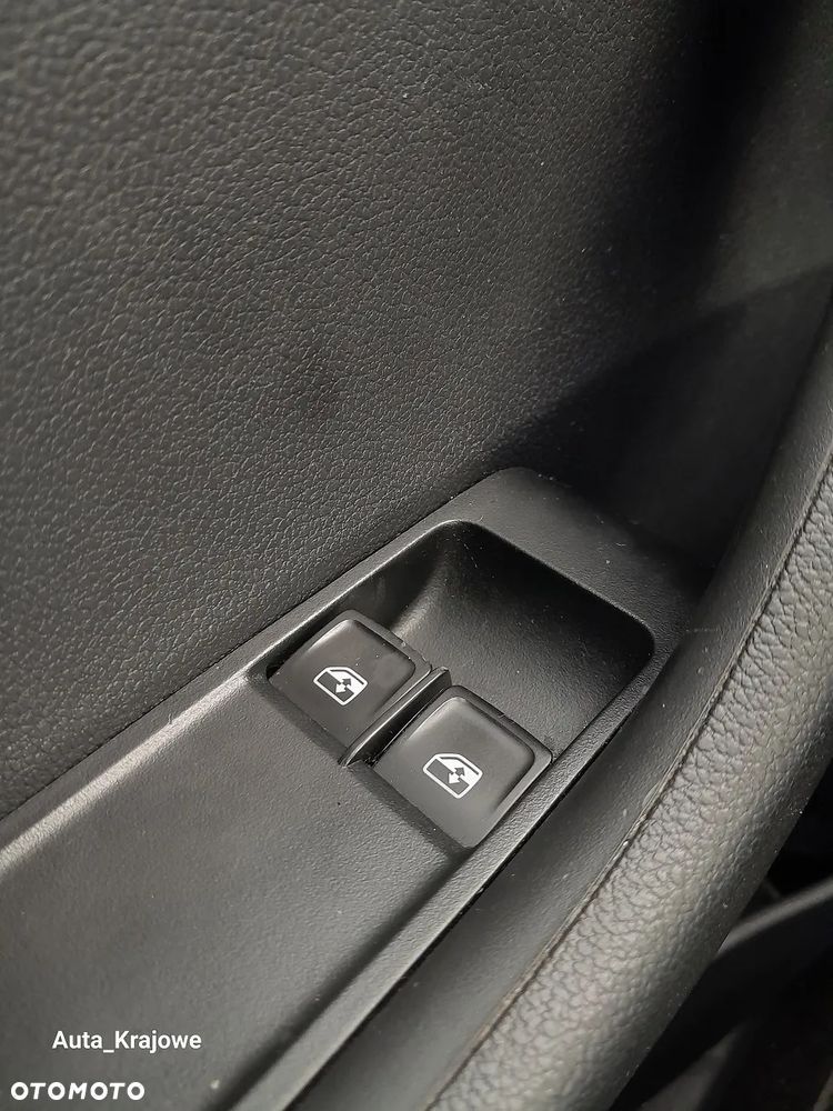 Skoda Fabia 1.0 Ambition - 25