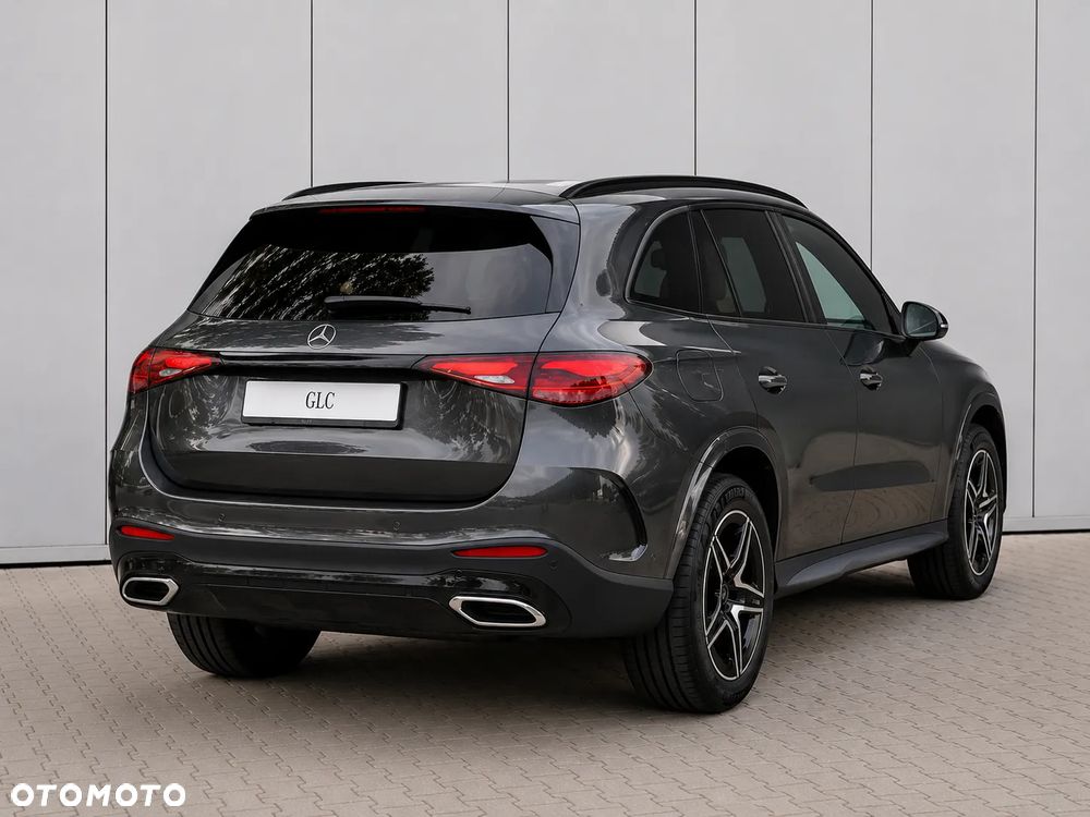 Mercedes-Benz GLC 200 4-Matic - 2