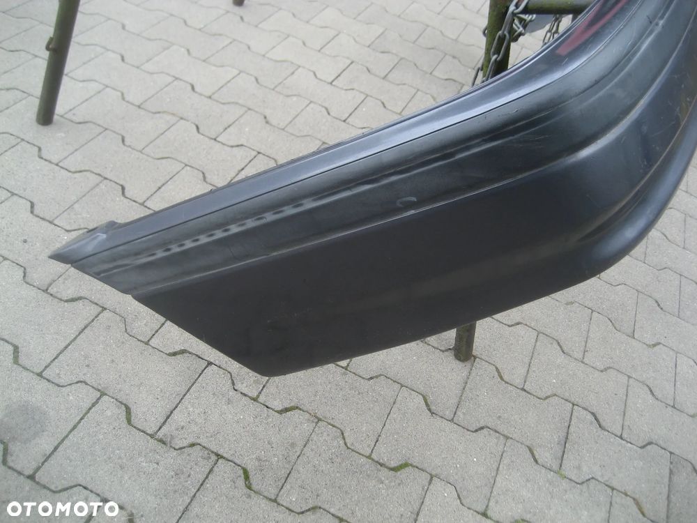 mazda 626 88-91r zderzak tył g21150221 - 2