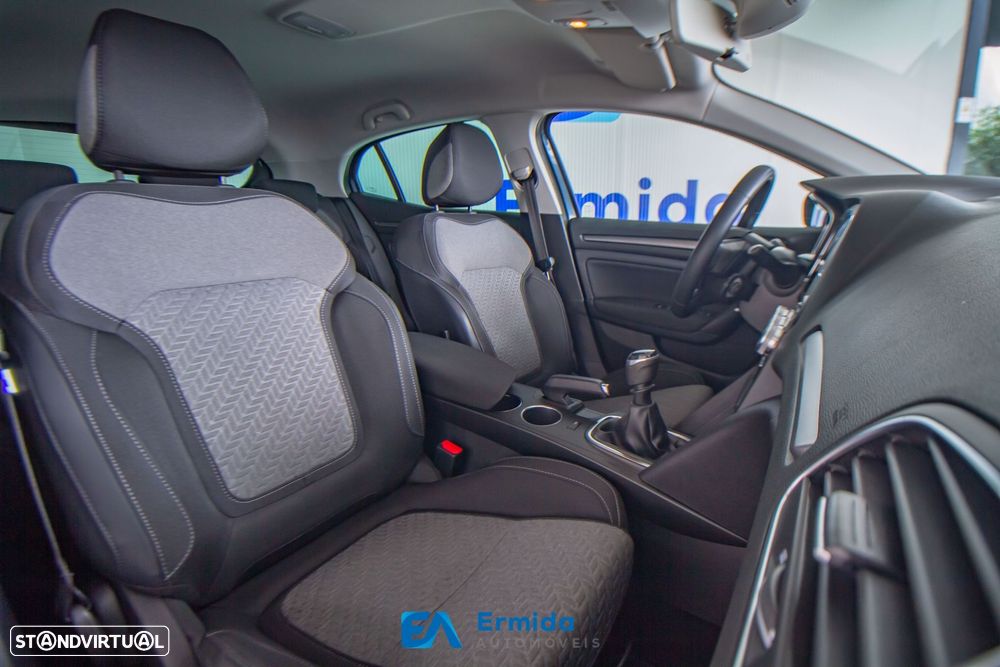 Renault Mégane 1.5 Blue dCi Limited - 15