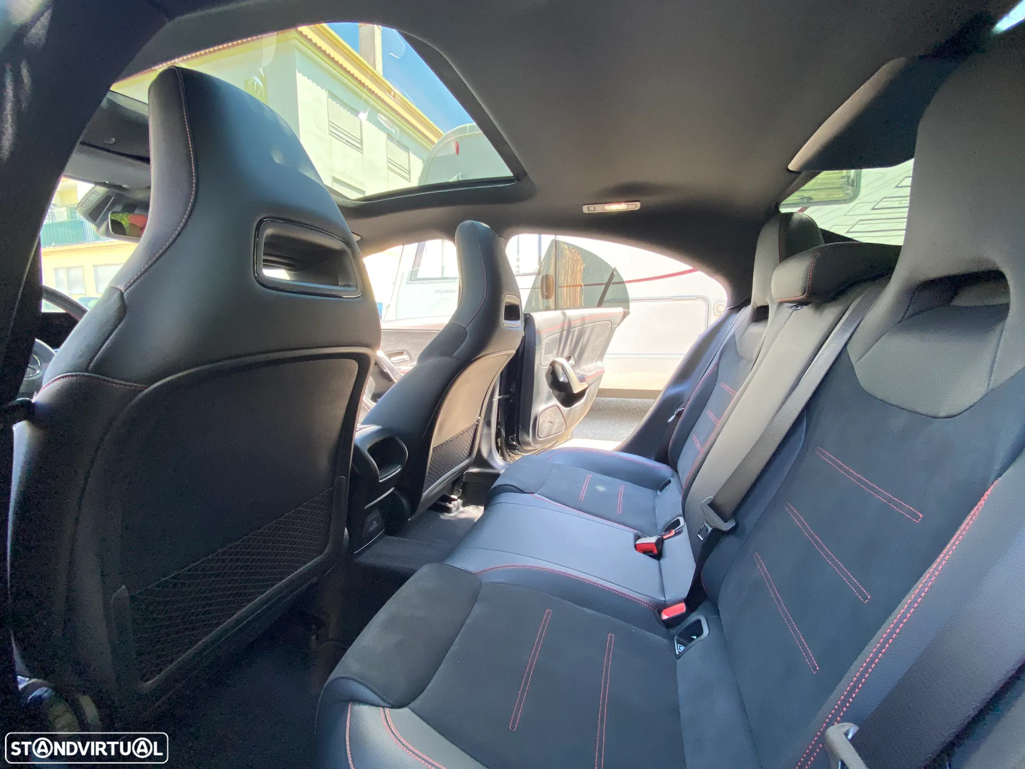 Mercedes-Benz CLA 250 e AMG Line - 11