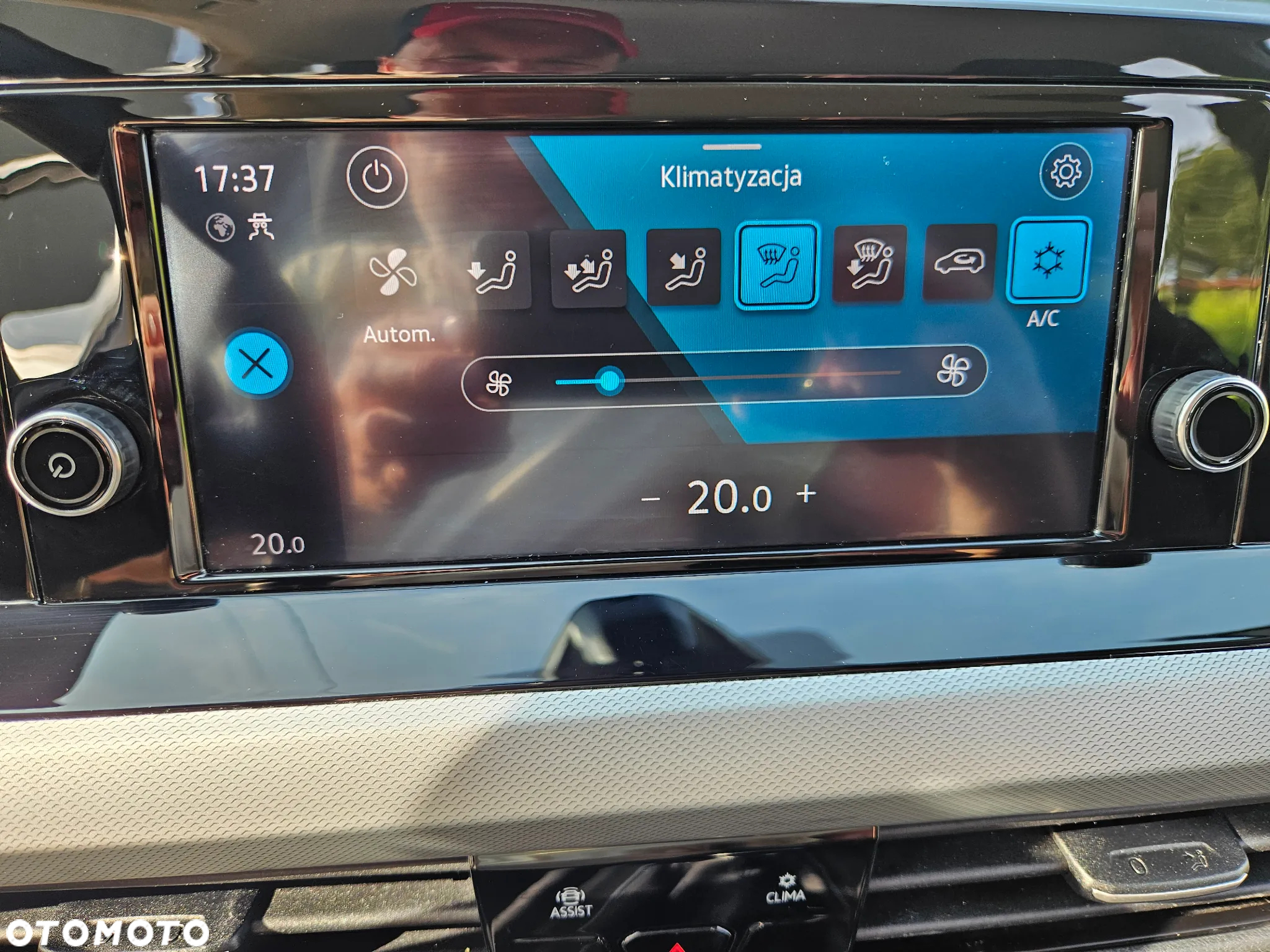 Volkswagen Golf VIII 2.0 TDI - 17