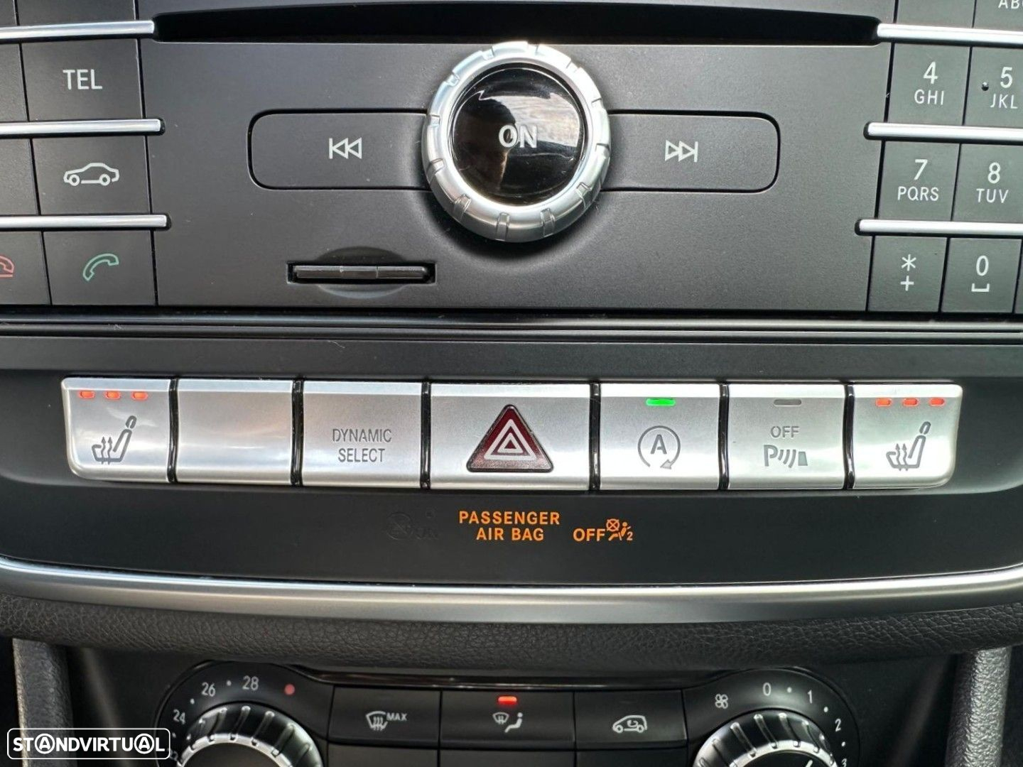 Mercedes-Benz CLA 200 d Shooting Brake AMG Line Aut. - 30