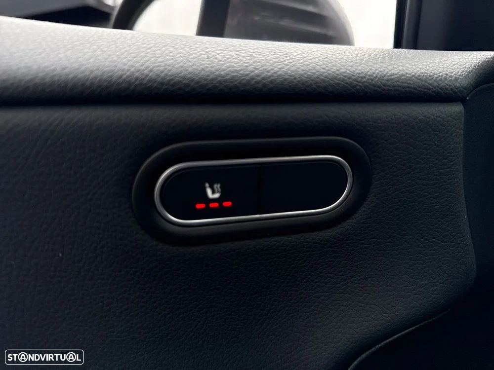 Mercedes-Benz A 200 Standard - 22