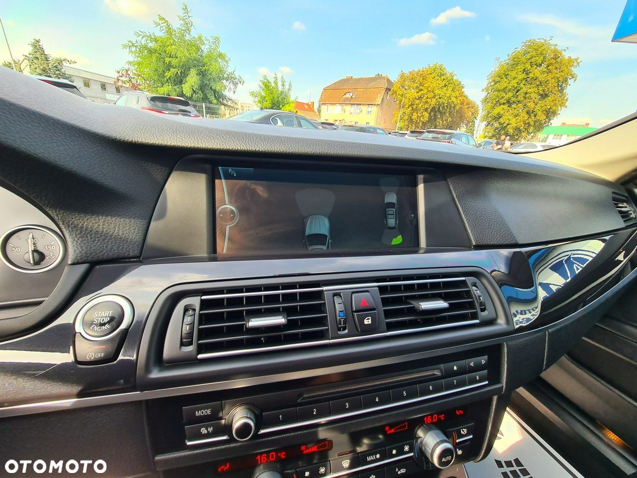 BMW Seria 5 520d Touring - 13