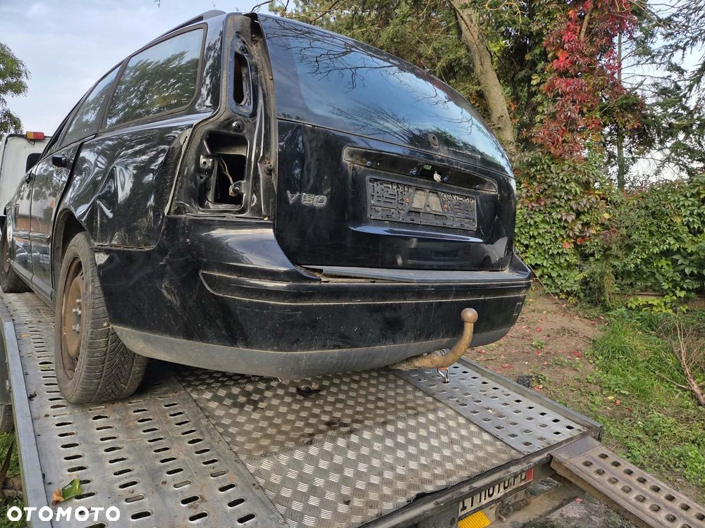 Części HAK do Volvo V50 kombi 2.0 diesel  2005r - 1