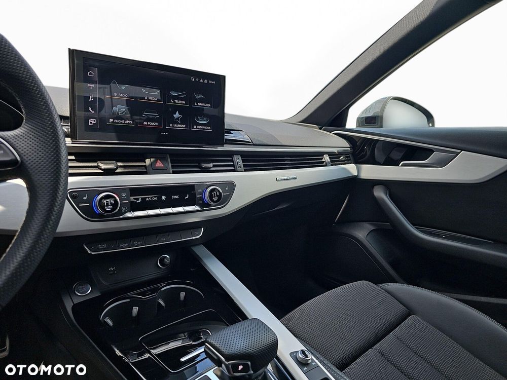 Audi A4 Limousine - 17