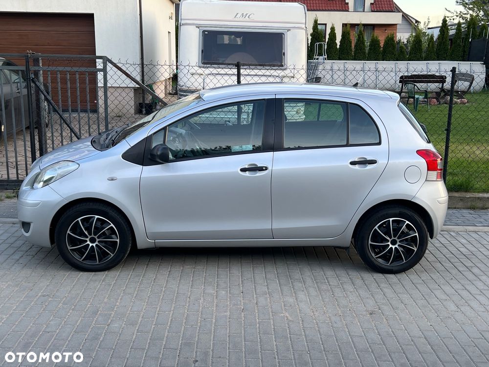 Toyota Yaris 1.4 D-4D Luna - 4