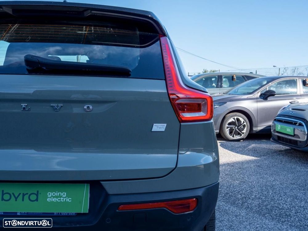 Volvo XC 40 Recharge 78 kWh Twin Motor Core — fotografia 12