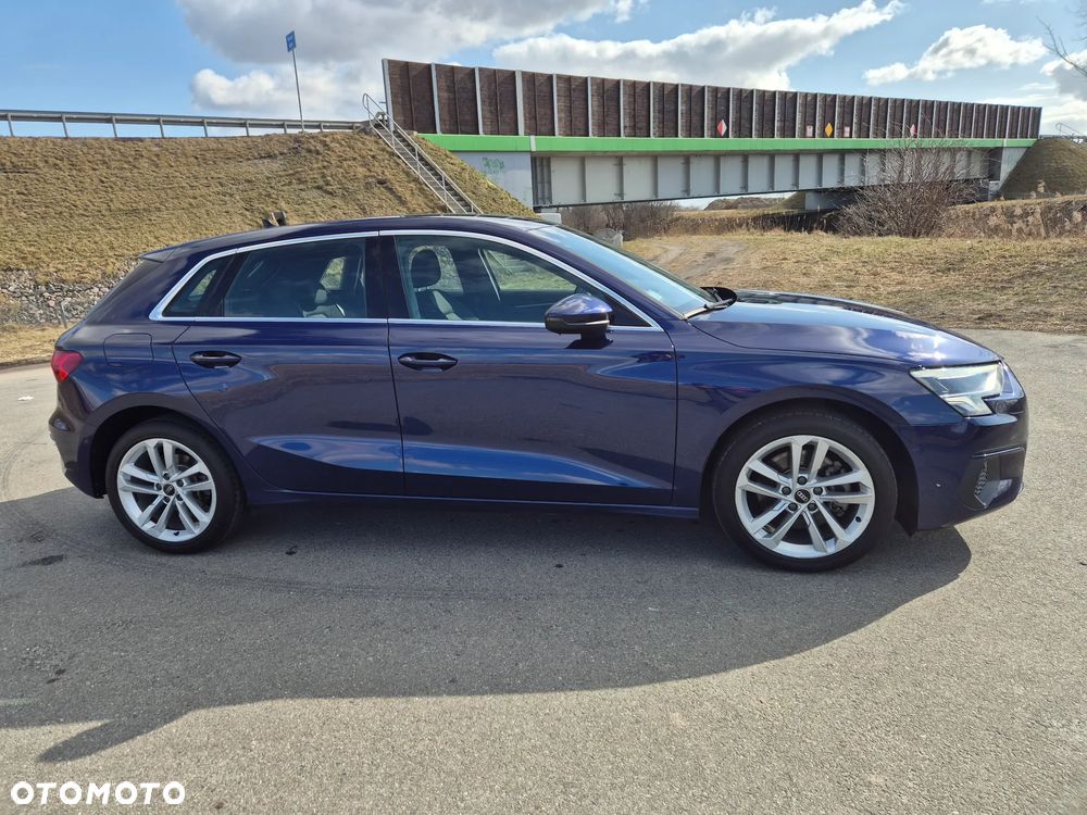Audi A3 Sportback 35 TFSI S tronic S line - 2