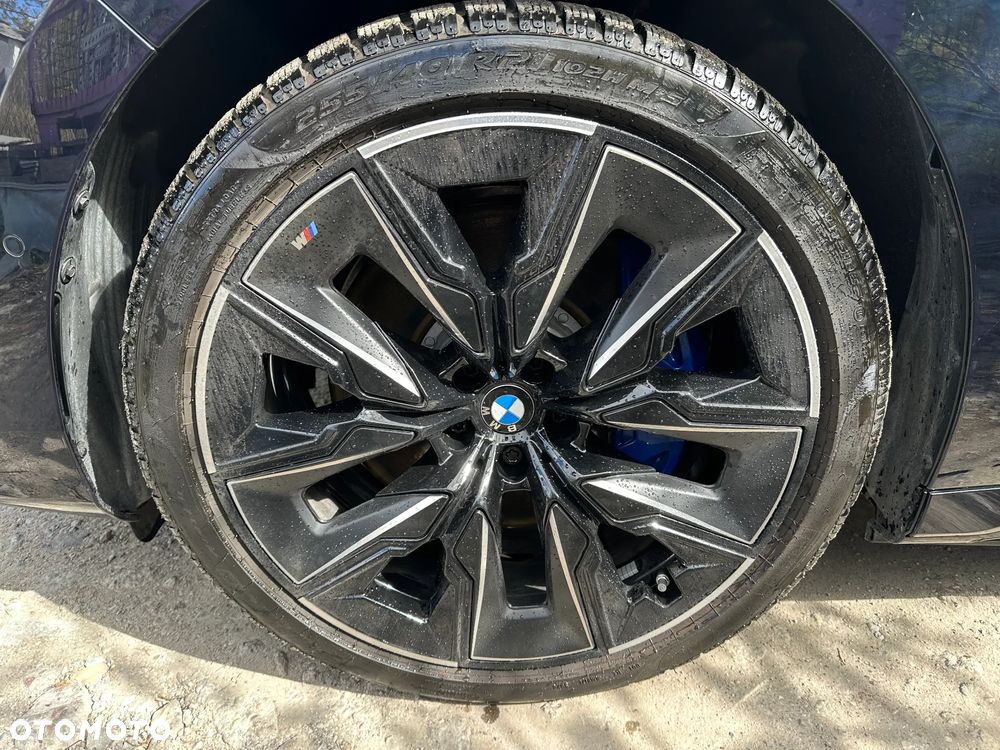 BMW i7 105.7kWh M70 xDrive - 26