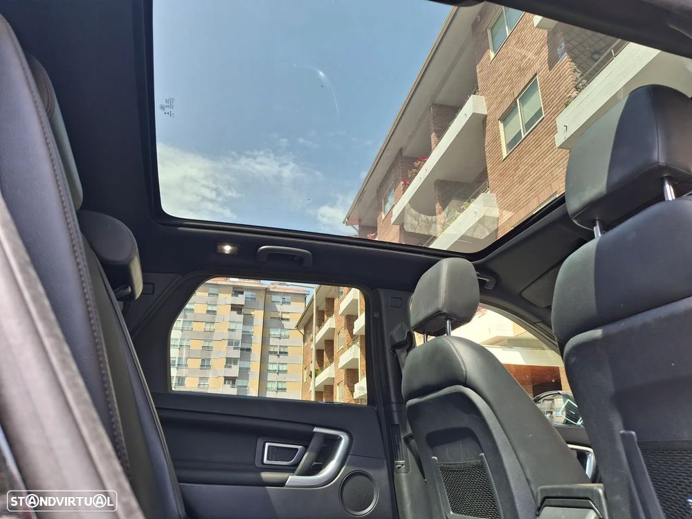 Land Rover Discovery Sport - 19