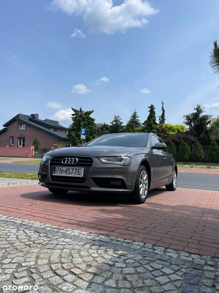 Audi A4 - 1