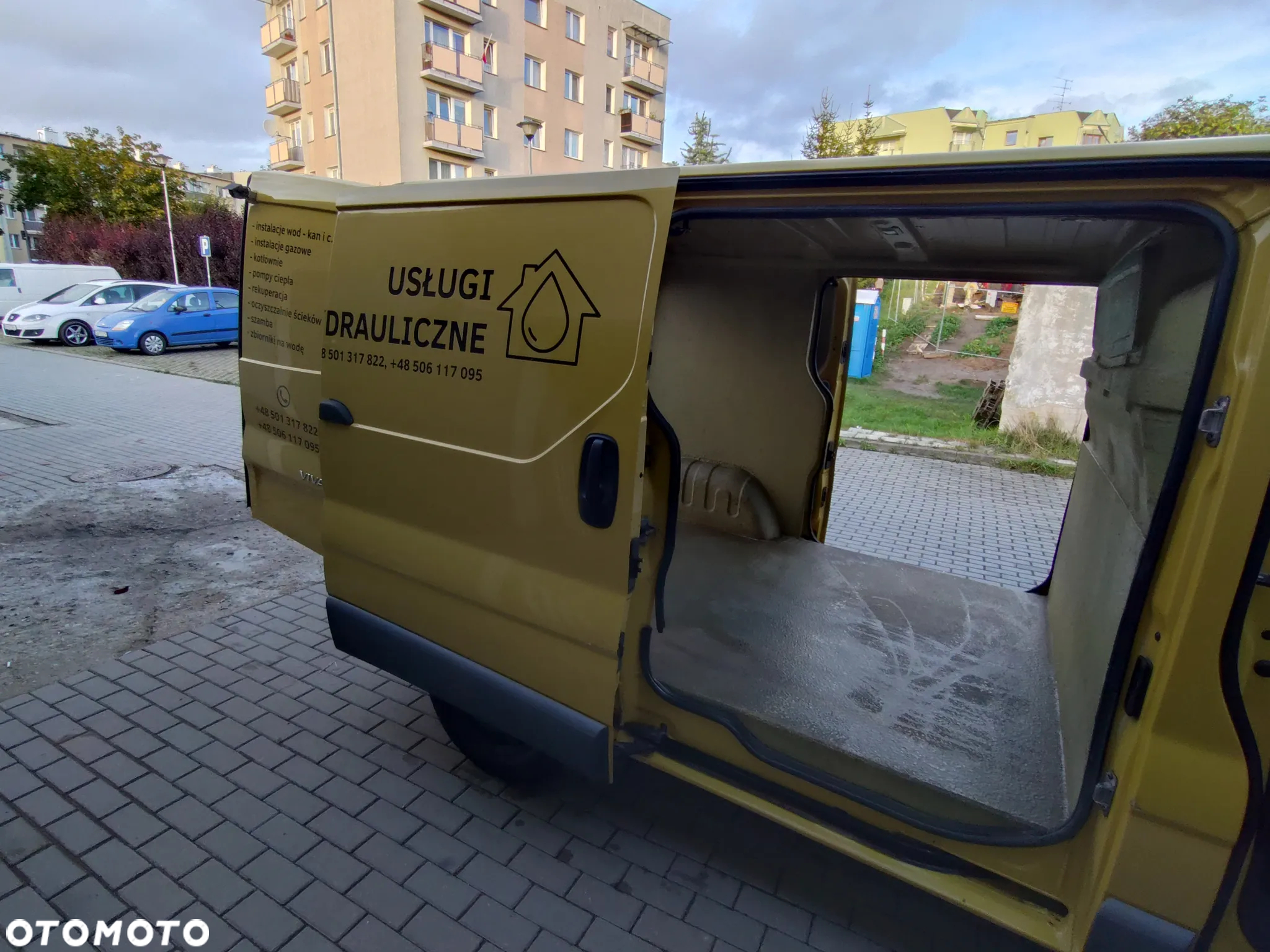 Opel Vivaro - 8