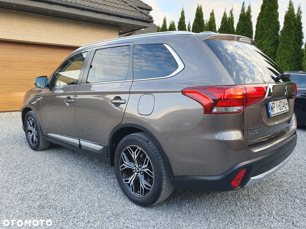 Mitsubishi Outlander 2.0 2WD - 3