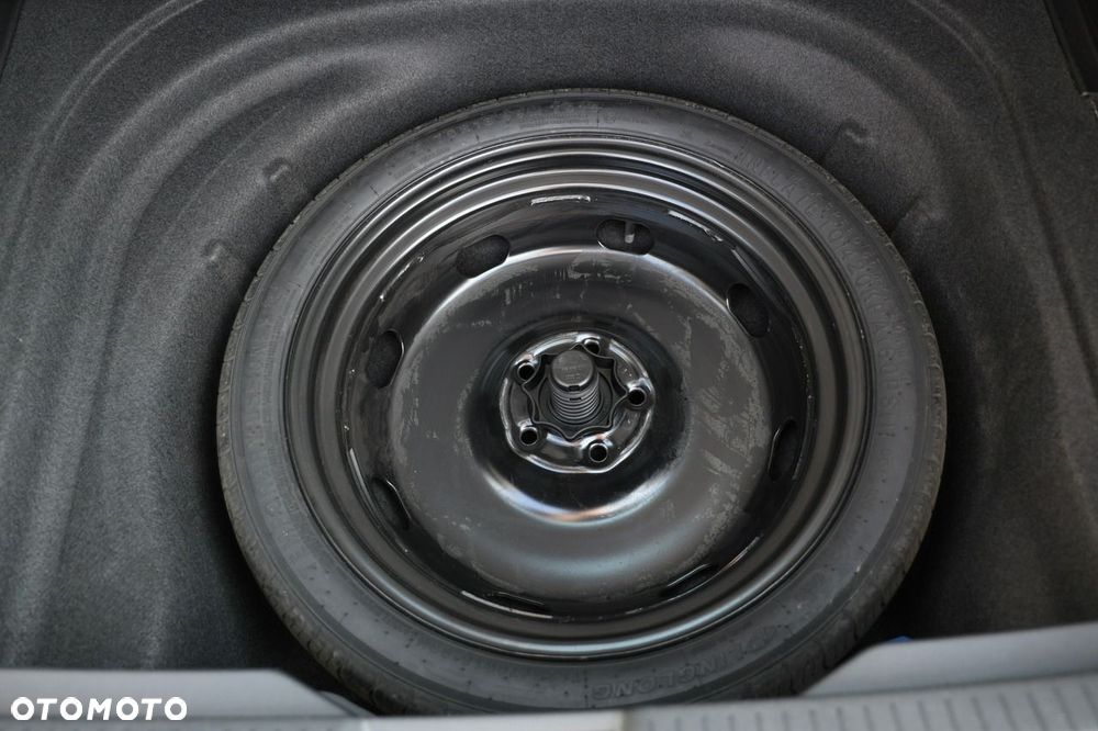 Volkswagen Golf 2.0 TDI Life - 34